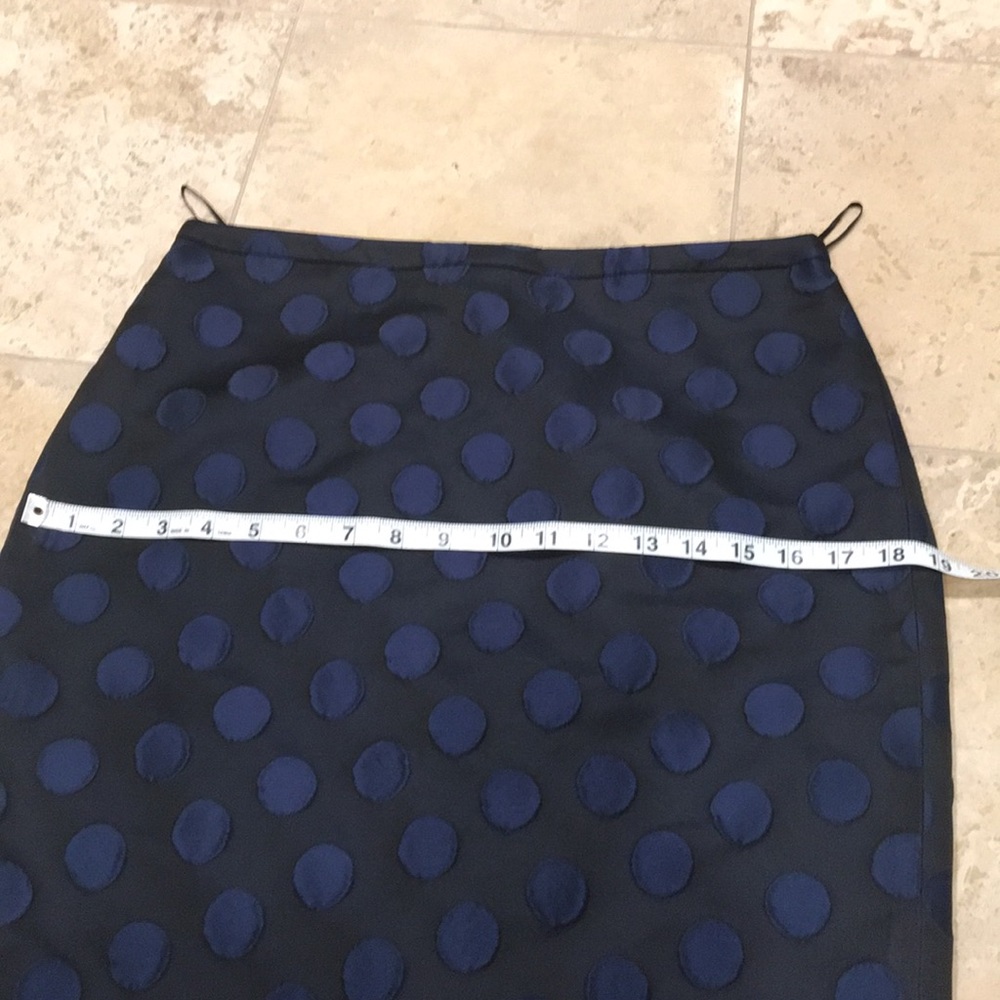 J Crew pencil skirt in dot brocade - Picture 14 of 16